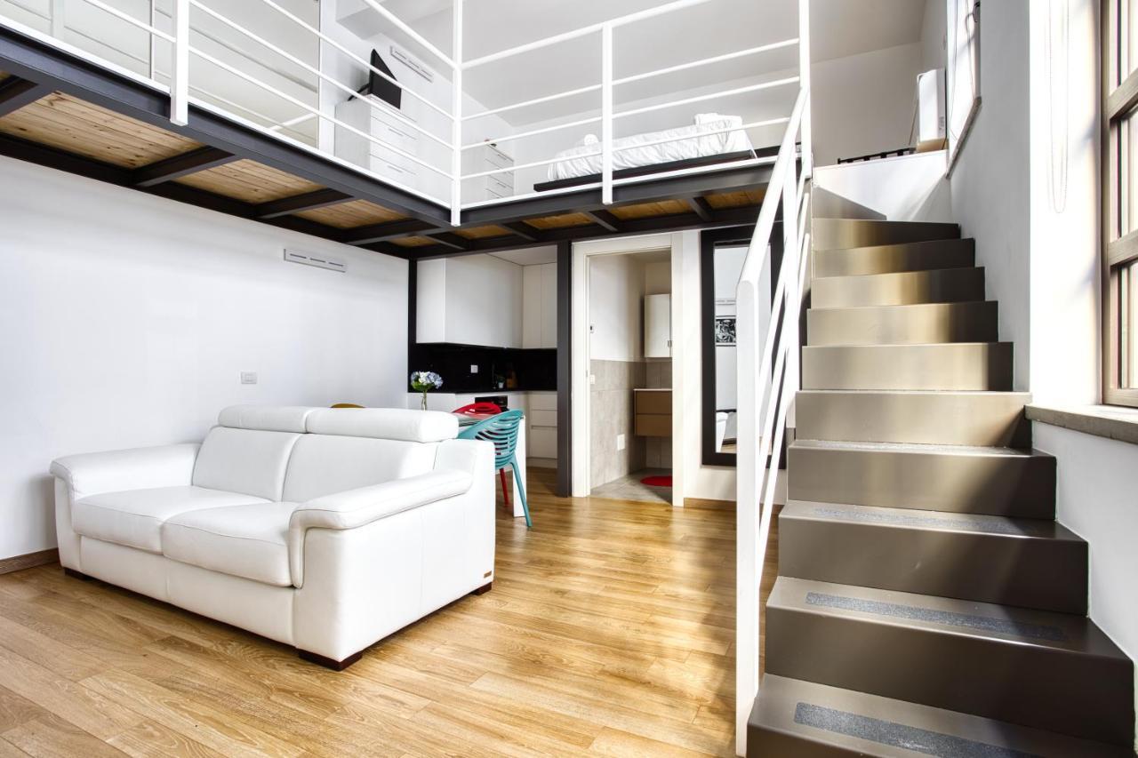 Apartamento Joivy Charismatic 1-Bed Flat With Parking Milán Exterior foto